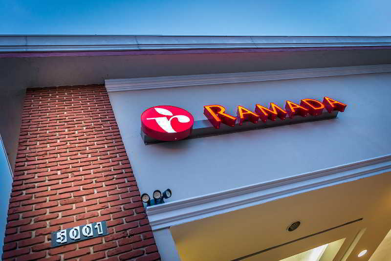 Ramada By Wyndham Miami Springs/Miami International Airport Hotell Exteriör bild